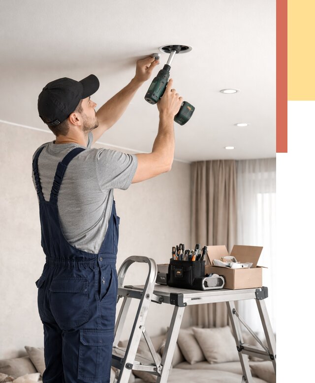 Установка и монтаж точечных светильников в натяжной потолок в Кондопоге от 1827 руб. | ОТДЕЛОЧНИК-Кнп