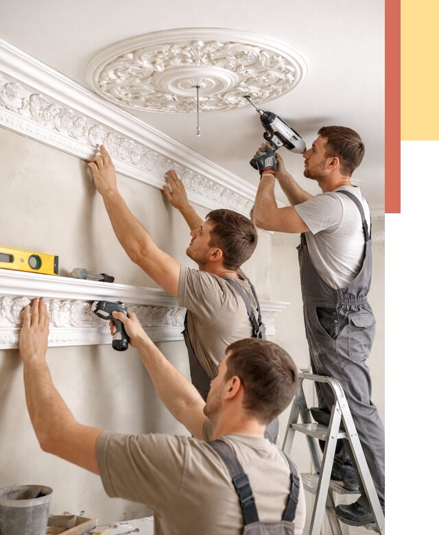 Монтаж лепнины на потолок в Кондопоге от 3249 руб. быстро и недорого | ОТДЕЛОЧНИК-Кнп